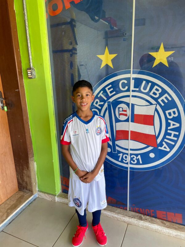 Renanzinho: talento de Itapuã assina com o Bahia e dá o primeiro passo rumo ao sonho no futebol