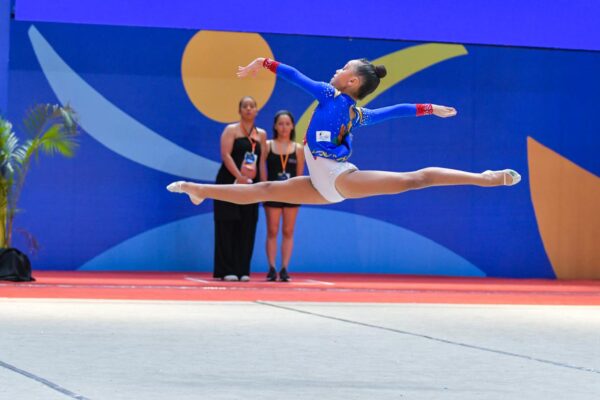 Jade Moitinho: talento de Itapuã brilha na Ginástica Rítmica e conquista vaga em torneio nacional